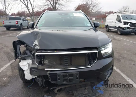 2021 Volvo Xc40 T5 Momentum from USA, damaged, VIN YV4162UK4M2471473